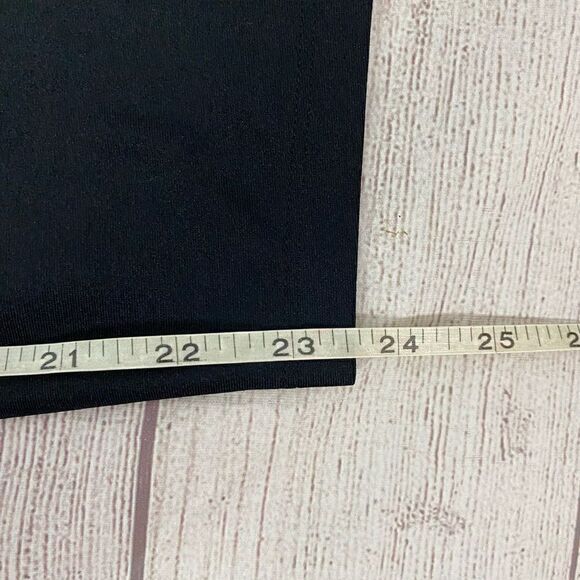 Under Armour women L heatgear pull on compression, capri leggings black - Picture 8 of 8